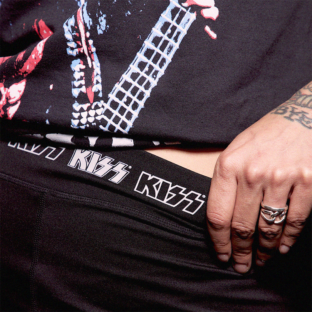 The Demon ALIVE! Leggings