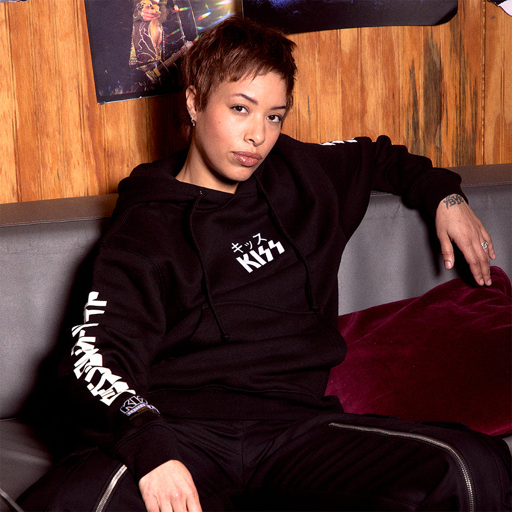 トップス kisstheclub body line hoodie black Rock and Roll All Nite Single Sweatshirt - KISS Official Store