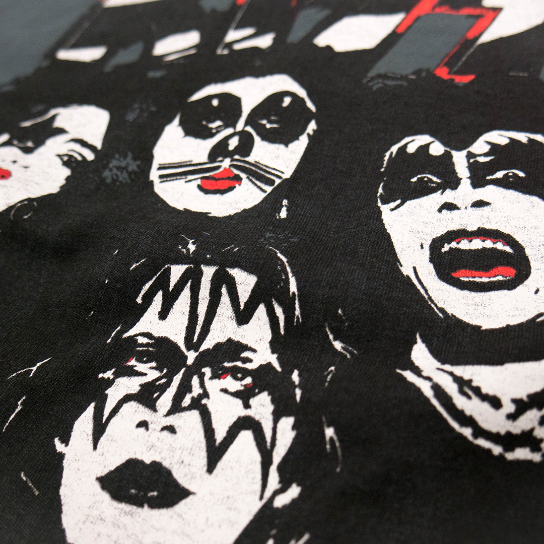 Klassics Alive - Vintage Edition T-Shirt - KISS Official Store Klassics Alive - Vintage Edition T-Shirt - KISS Official Store